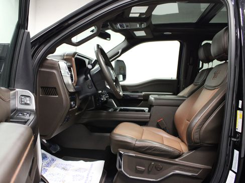 Used 2024 Ford F250 King Ranch w/ Chrome Package image 12