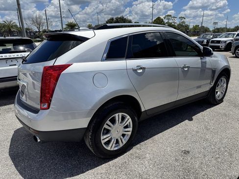 Used 2016 Cadillac SRX Luxury image 6