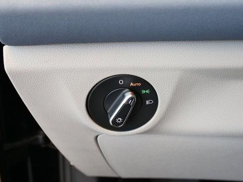 New 2025 Volkswagen Jetta SE image 25