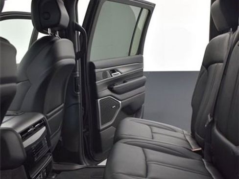 New 2026 Jeep Grand Wagoneer Limited image 8