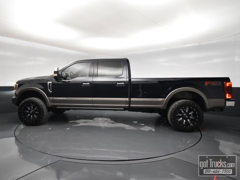 Used 2022 Ford F350 King Ranch w/ King Ranch Ultimate Package AWD/4WD image 3