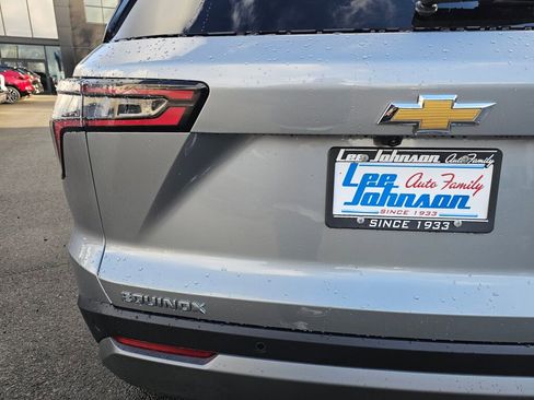 New 2026 Chevrolet Equinox LT w/ Safety and Technology Package FWD image 25