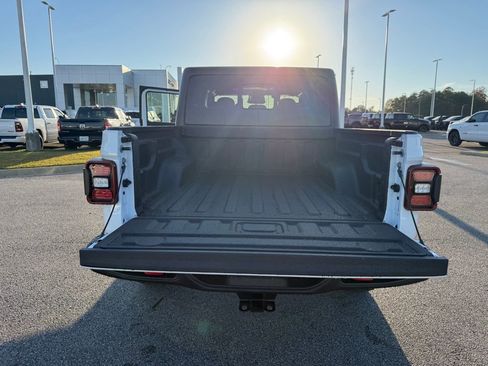 New 2026 Jeep Gladiator Rubicon image 23