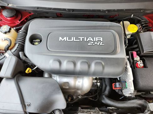Used 2015 Jeep Cherokee Limited w/ Technology Group AWD/4WD image 20