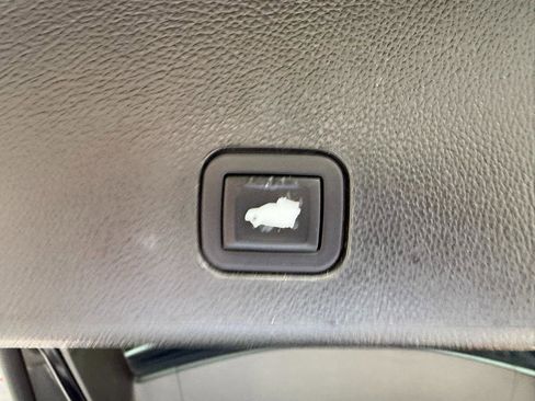 Used 2016 Cadillac SRX Luxury FWD image 31