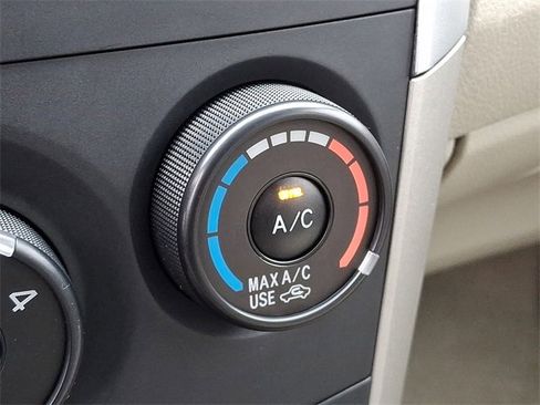 Used 2009 Toyota Corolla image 19