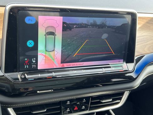 New 2026 Volkswagen Atlas SE image 23