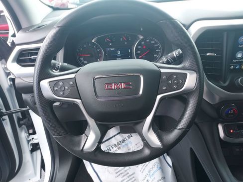 Used 2023 GMC Acadia SLE FWD image 17