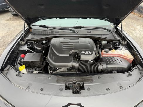 Used 2018 Dodge Charger GT w/ Blacktop Package image 25