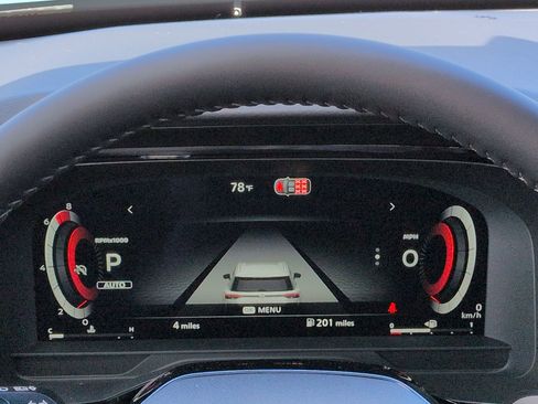 New 2026 Nissan Pathfinder SL image 28