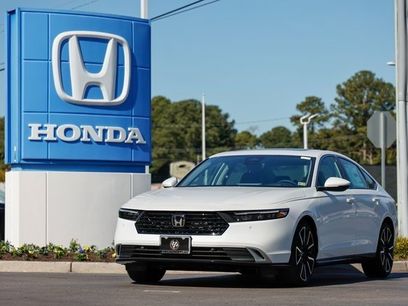 New 2025 Honda Accord Touring