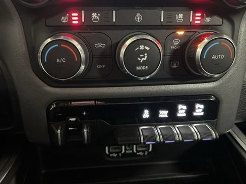 Used 2021 RAM 1500 Laramie w/ Sport Appearance Package AWD/4WD image 26