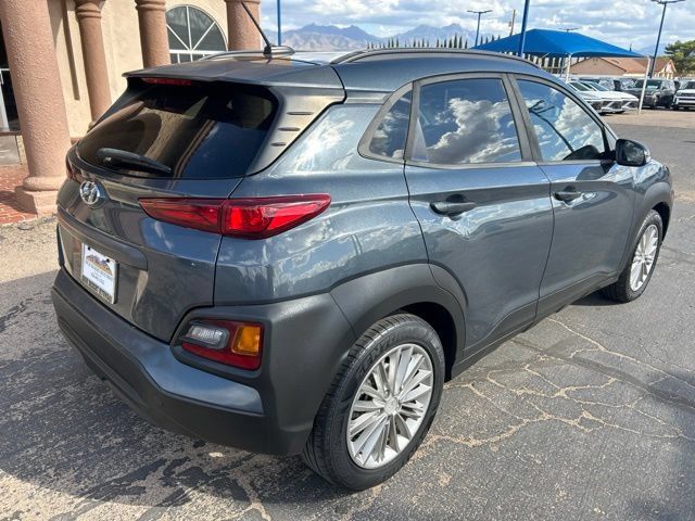 Used 2018 Hyundai Kona SEL w/ SEL Tech Package 02 FWD image 2