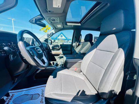 Used 2021 GMC Sierra 1500 SLT w/ SLT Premium Plus Package image 17