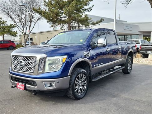 Used 2016 Nissan Titan Platinum Reserve image 4