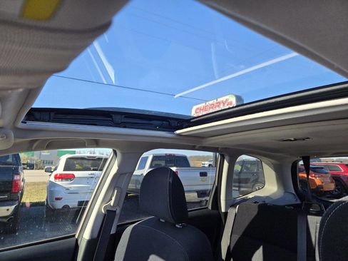 Used 2015 Subaru Forester 2.5i Premium image 16