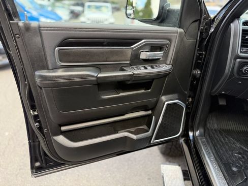 Used 2019 RAM 2500 Laramie w/ Night Edition AWD/4WD image 20