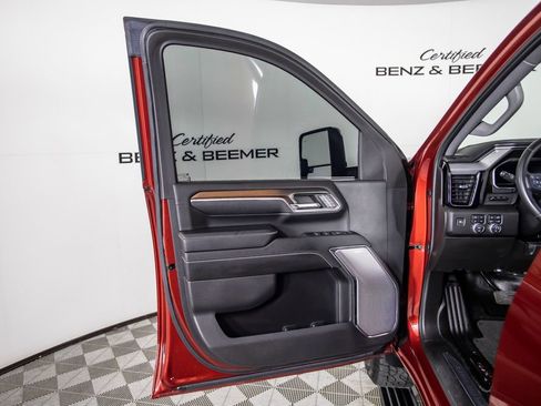 Used 2024 GMC Sierra 2500 Denali w/ Denali Reserve Package AWD/4WD image 16