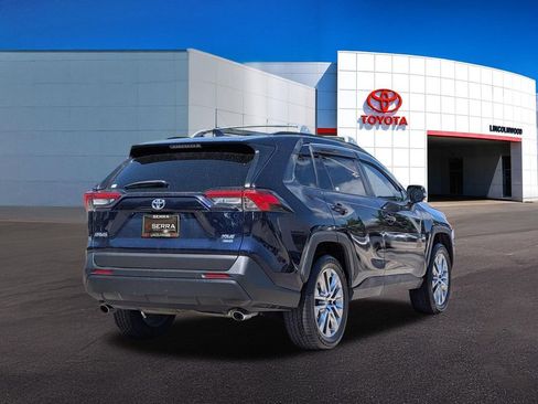 Used 2020 Toyota RAV4 XLE Premium w/ All Weather Liner Package AWD/4WD image 11