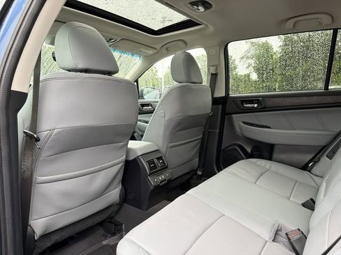 Used 2019 Subaru Outback 3.6R Limited w/ Popular Package #2 AWD/4WD image 18