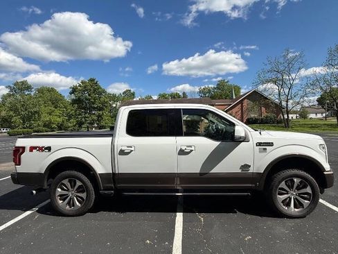Used 2016 Ford F150 King Ranch w/ Equipment Group 601A Luxury AWD/4WD image 9