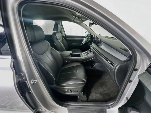 Used 2025 Hyundai Palisade SEL FWD image 34