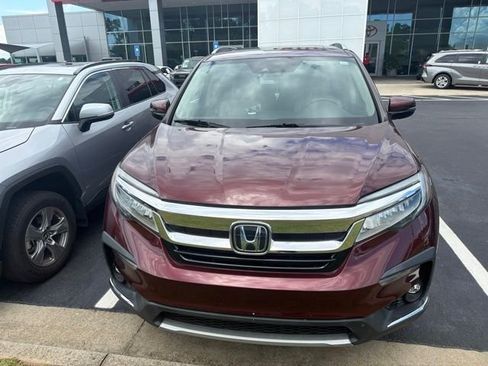 Used 2021 Honda Pilot Touring image 2