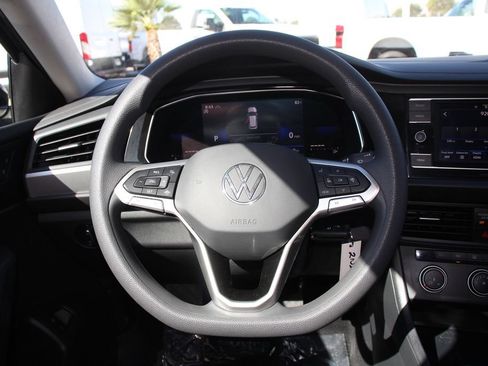 Used 2022 Volkswagen Jetta S FWD image 16