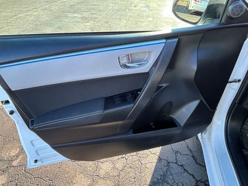 Used 2014 Toyota Corolla LE image 11