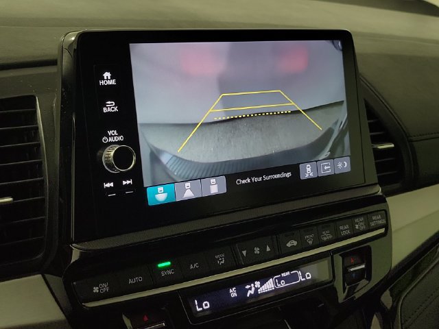 Used 2025 Honda Odyssey Touring image 30