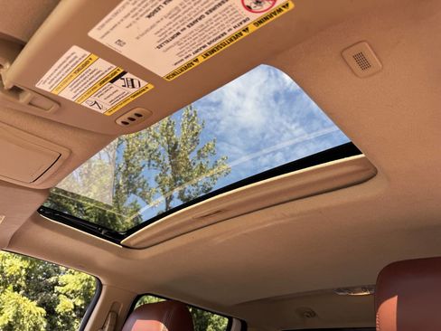 Used 2013 Ford F250 King Ranch w/ King Ranch w/Chrome Pkg image 9