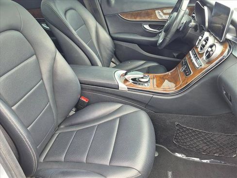 Used 2015 Mercedes-Benz C 300 4MATIC Sedan image 20