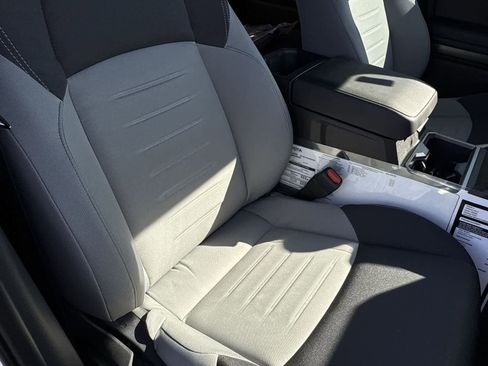 New 2025 Toyota Tacoma TRD Off-Road image 12