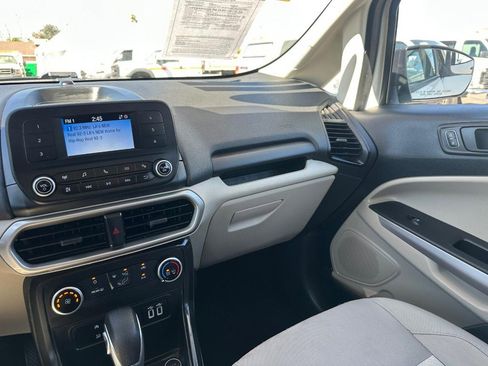 Used 2022 Ford EcoSport S image 25
