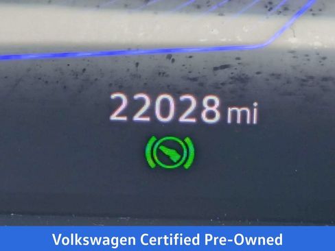 Certified 2024 Volkswagen Taos S FWD image 30