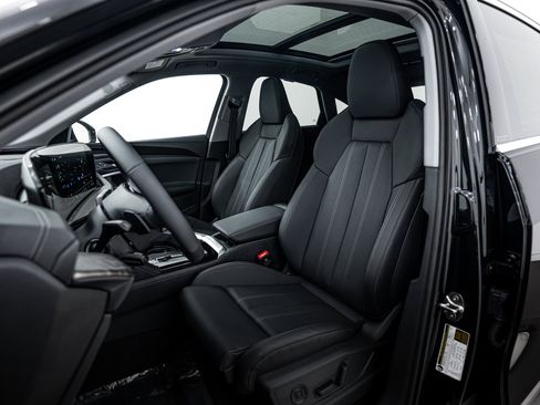 New 2025 Audi Q5 Premium Plus image 15