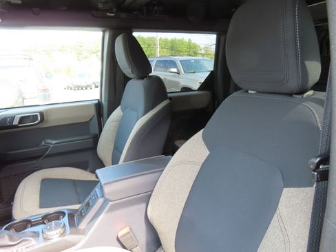 Used 2025 Ford Bronco Big Bend image 31