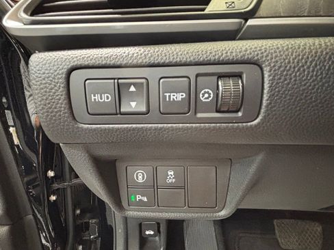 Certified 2018 Honda Accord Touring image 28
