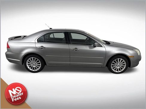 Used 2009 Mercury Milan Premier image 2