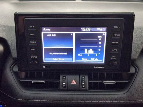 Used 2020 Toyota RAV4 XLE Premium image 17