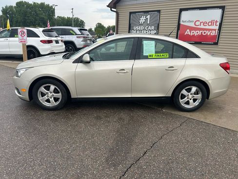 Used 2013 Chevrolet Cruze LT FWD image 8