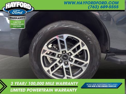 Used 2025 Ford Expedition Active AWD/4WD image 27
