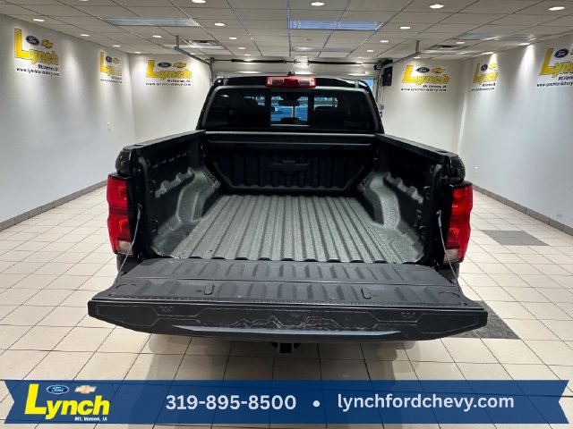 New 2026 Chevrolet Colorado ZR2 w/ Technology Package AWD/4WD image 23