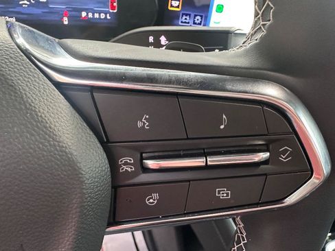 Used 2026 Chevrolet Traverse LT FWD image 10
