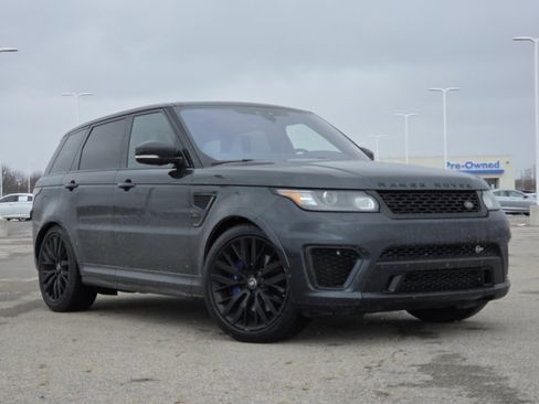 Used 2017 Land Rover Range Rover Sport SVR image 2