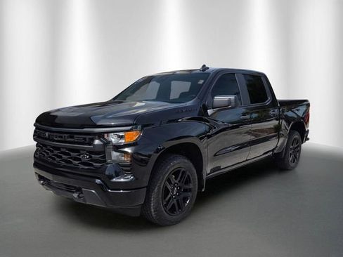 Used 2024 Chevrolet Silverado 1500 Custom w/ Turbomax Blackout Package RWD image 2