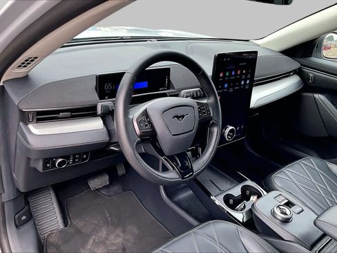 Used 2023 Ford Mustang Mach-E Select RWD image 19