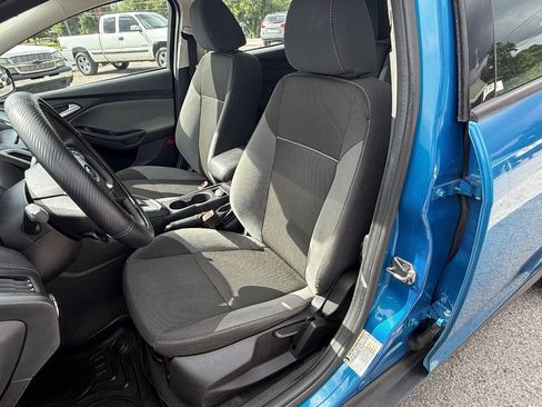 Used 2013 Ford Focus SE FWD image 14
