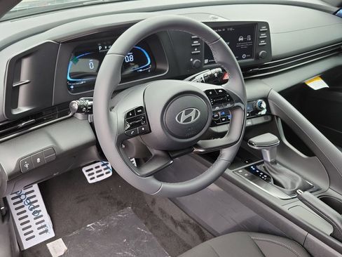 New 2026 Hyundai Elantra Sport image 18