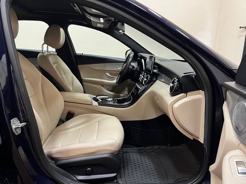 Used 2018 Mercedes-Benz C 300 4MATIC Sedan image 21